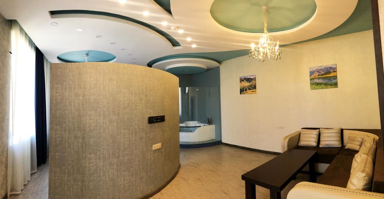 Отель Hotel Lider Complex Вайк-18