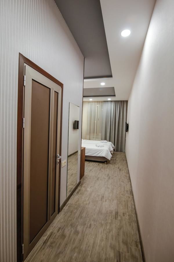 Отель Hotel Lider Complex Вайк-33