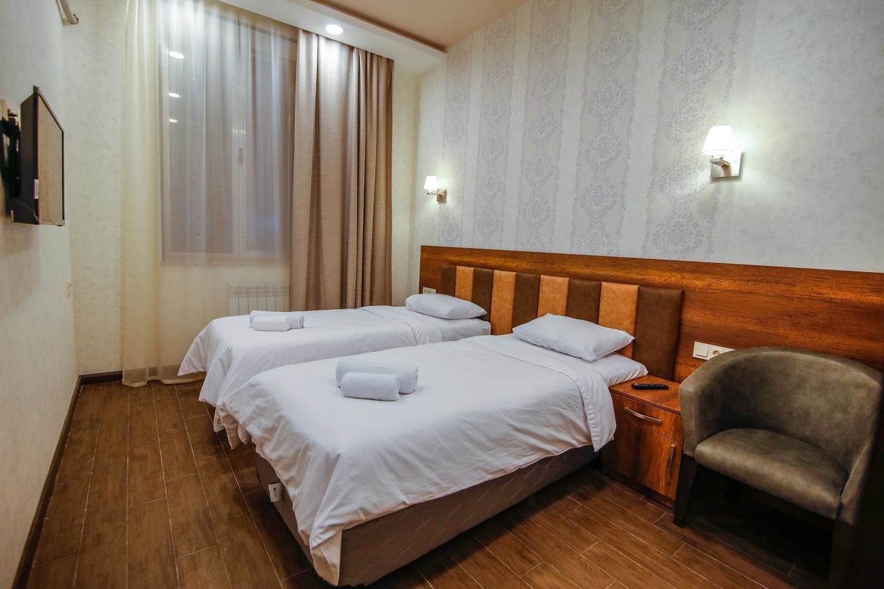Отель Hotel Lider Complex Вайк-36